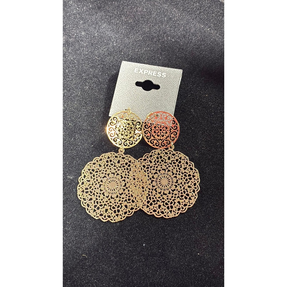 Express Gold Filigree Mandala Drop Earrings NWT Statement Boho Medallion Dangle